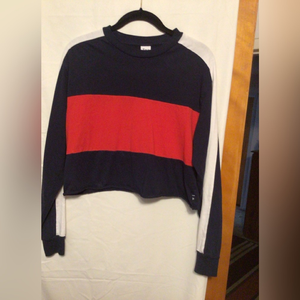 TN Cropped long tee Red,white and blue Rugby style casual tee  Sz XS